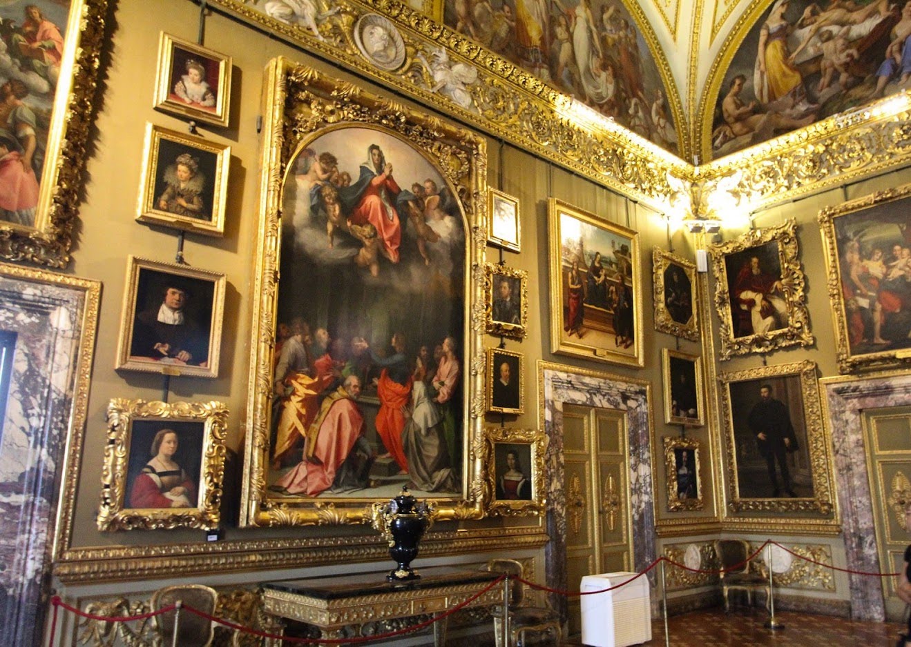 pitti sala interna